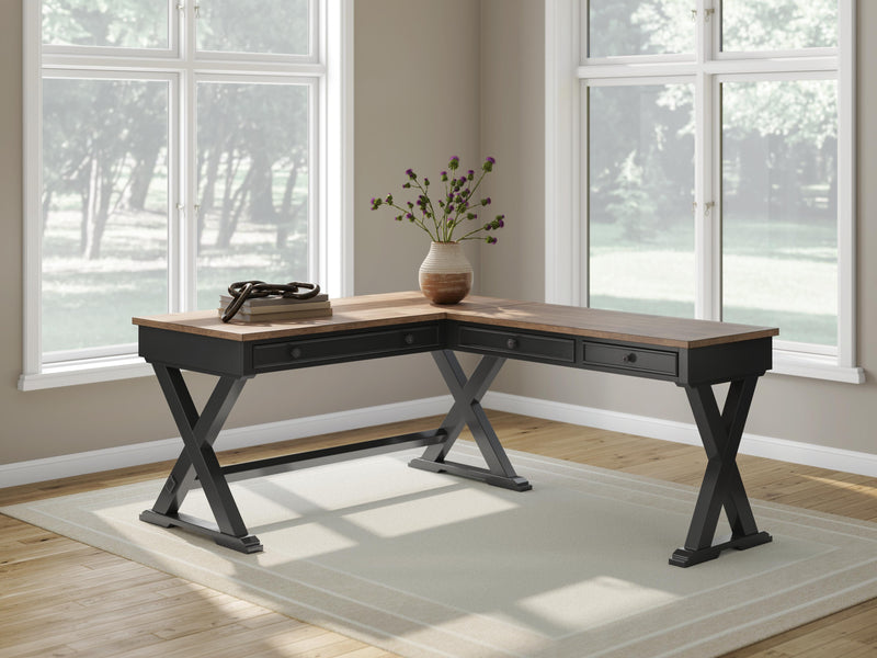 Wildenauer Home Office Desk